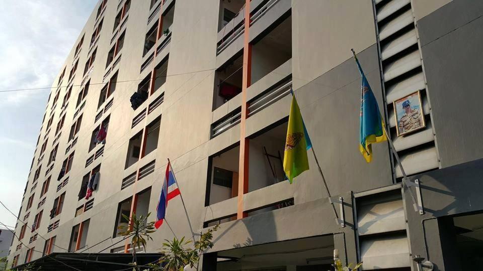 Pacific Apt Bangkok Exterior foto